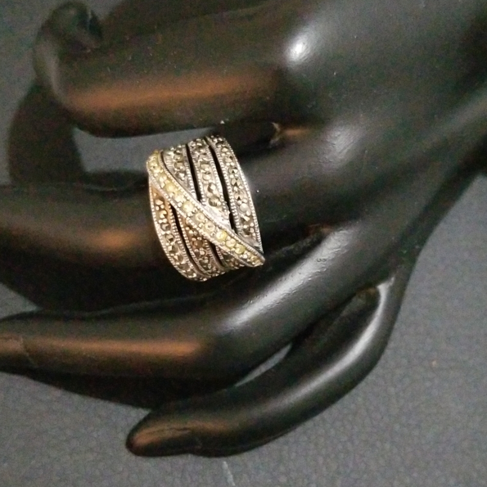 Vintage marcasite ring